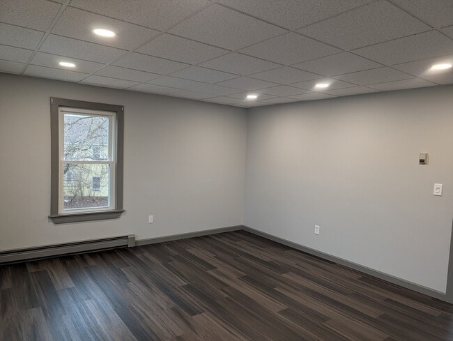 Building Photo - 36 Main St