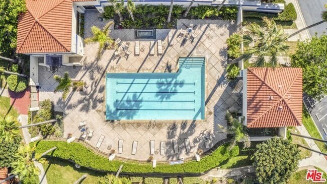 Building Photo - 2053 Majorca Dr
