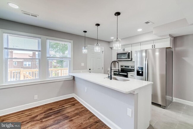 Building Photo - 1902 Good Hope Ct SE