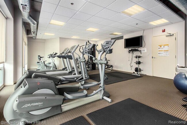 Building Photo - 3670 Woodward Ave