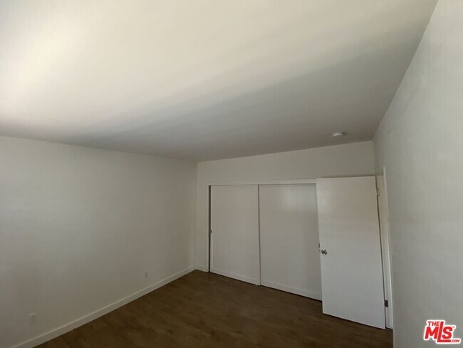 Building Photo - 3332 Helms Ave