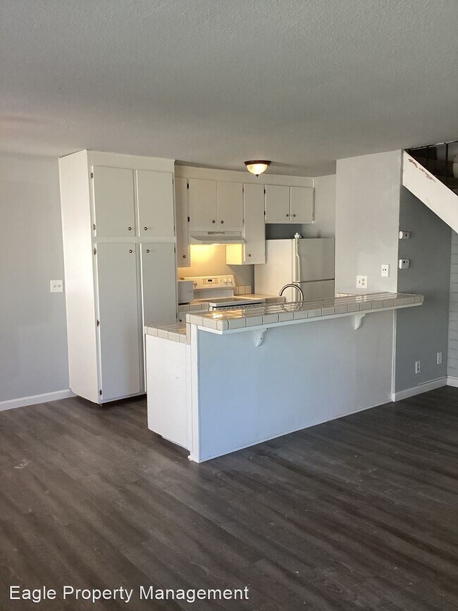 Building Photo - 2 br, 1 bath House - 4440 Calandria Street #3
