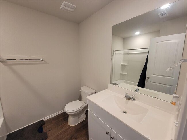 Building Photo - 5901 Berriweather Dr