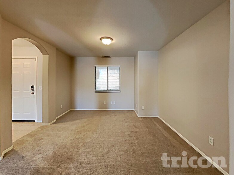 Building Photo - 25683 W St Kateri Dr