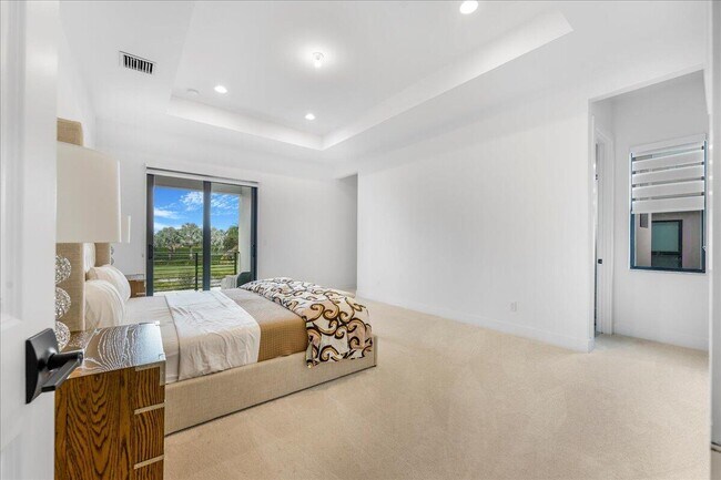 Building Photo - 9093 Chauvet Wy