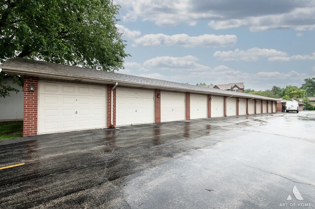 Building Photo - 11110 E Cove Cir