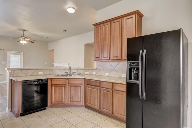 Building Photo - 834 Dark Horse Ln