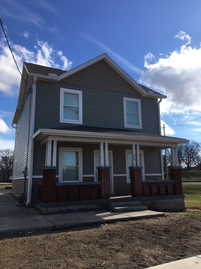 Primary Photo - Fully Furnished Home in Middletown, OH