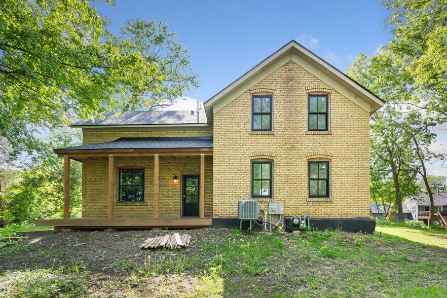 Building Photo - 2532 Eitel Rd