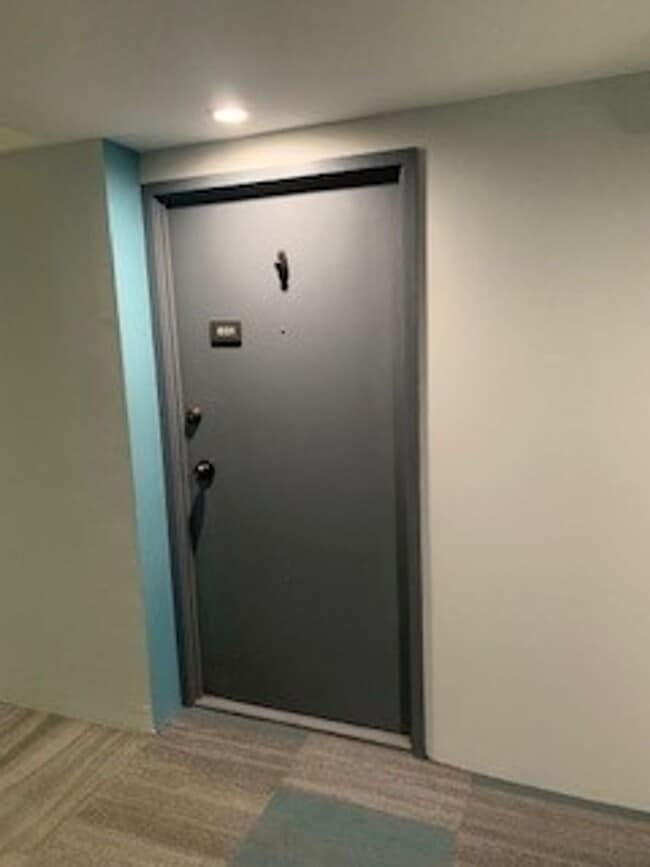 Building Photo - Waikiki