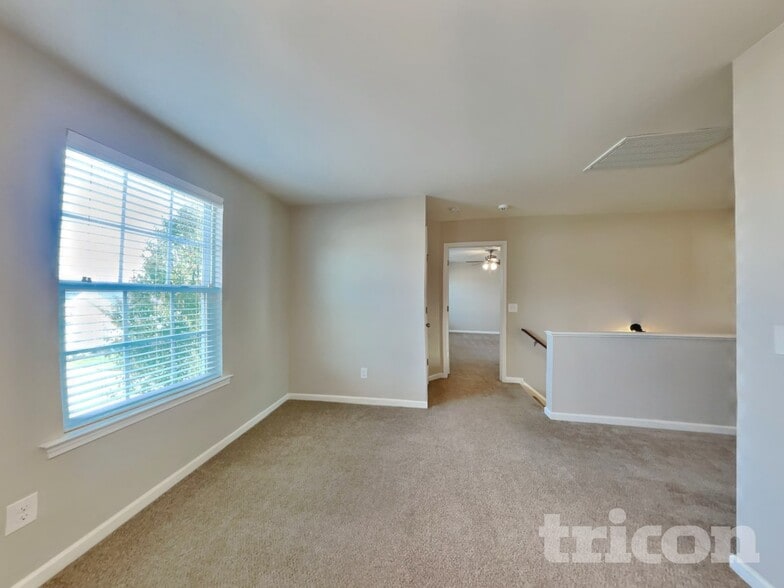 Building Photo - 5750 Misty Meadows Ct