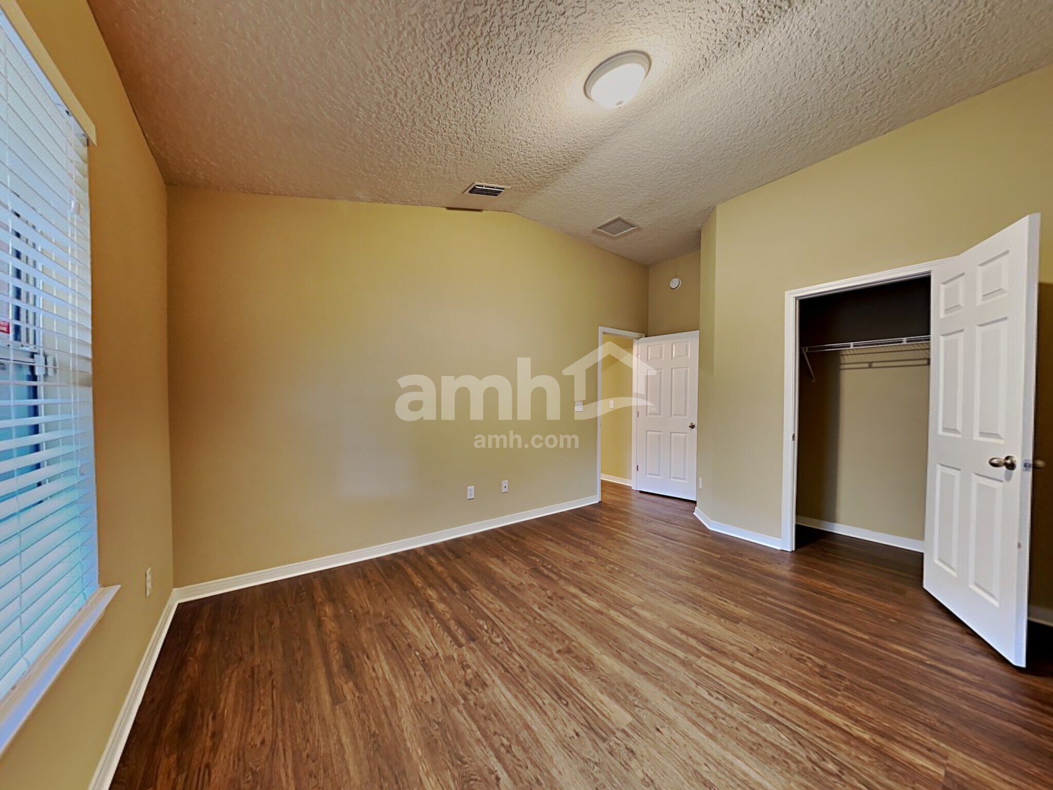 Building Photo - 2091 Cherokee Cove Trl