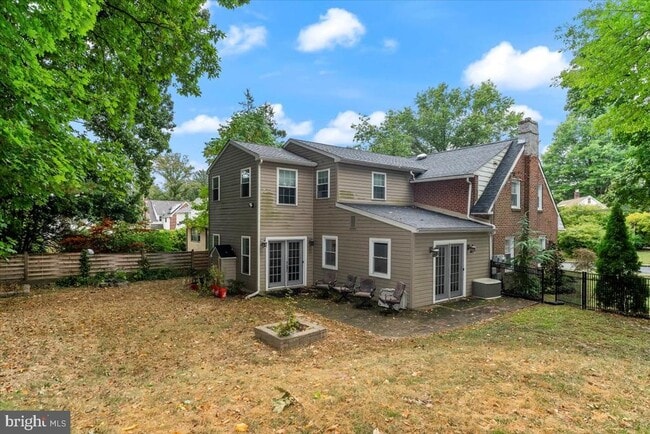 Building Photo - 67 Lownes Ln