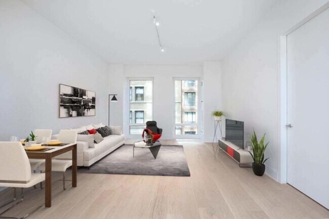 Building Photo - 1 bedroom in New York NY 10023