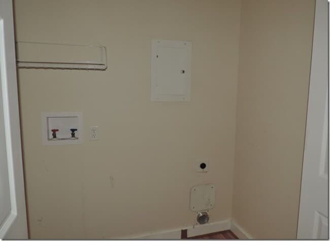 Building Photo - 2223 Imperial Ave E