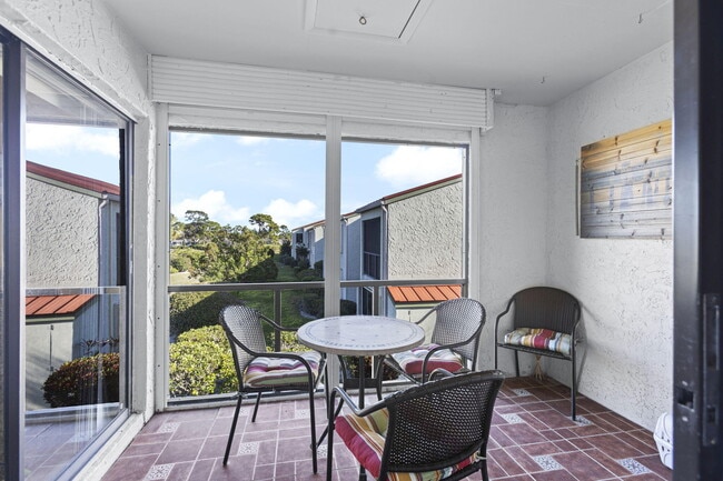 Building Photo - 5473 SE Miles Grant Rd