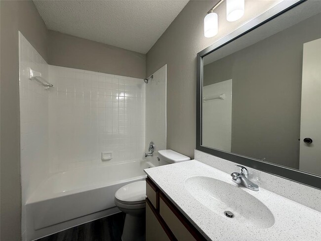 Building Photo - 12314 Abney Dr