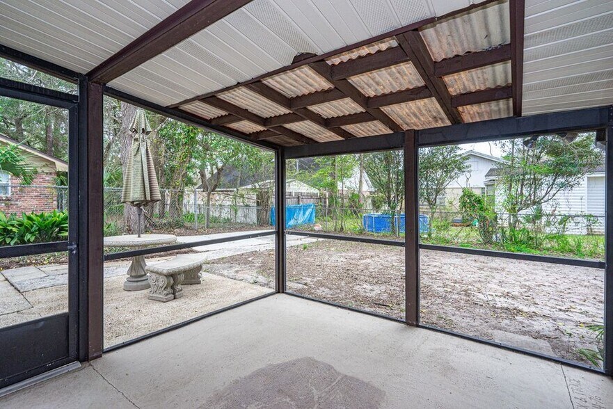 Screened Back Porch - 722 Revere Ave