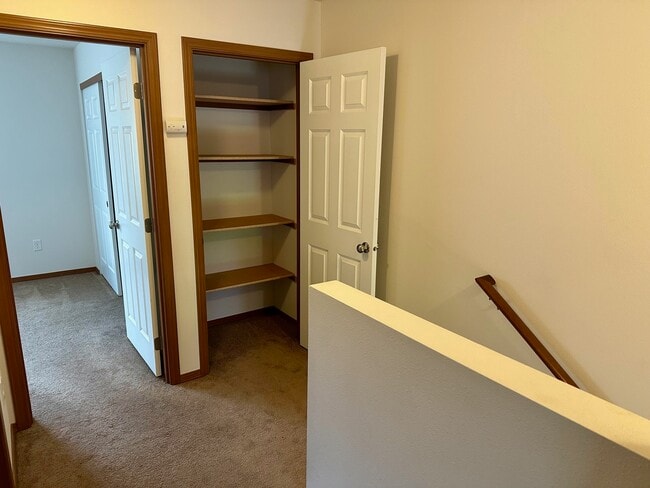 Building Photo - 297 Sowell Dr