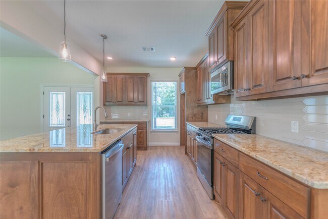 Building Photo - 12871 Oak Barrel Rd