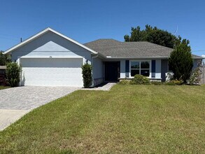 Building Photo - Beautiful and Spacious 3/2 with Separate Entrance 1/1 In-Law Suite, RV Parking
