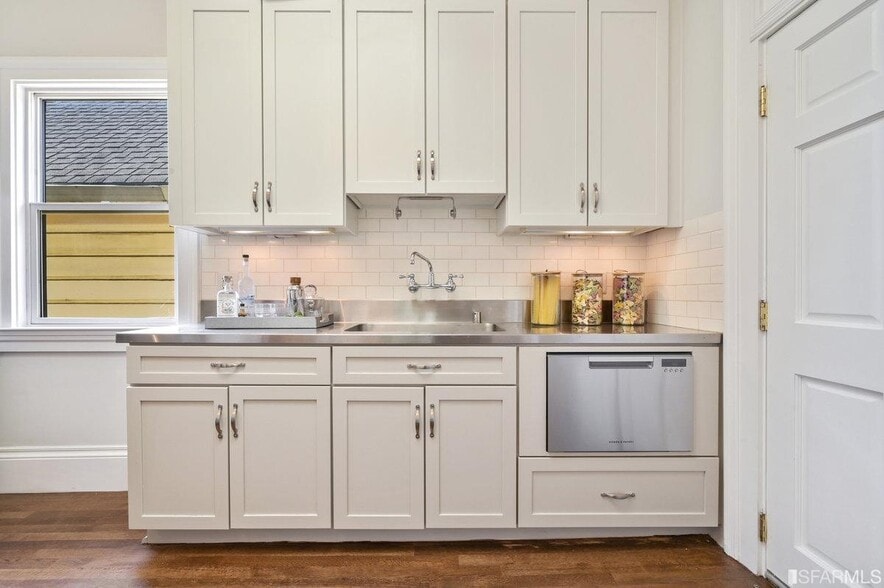 Kitchen - 710 22nd St
