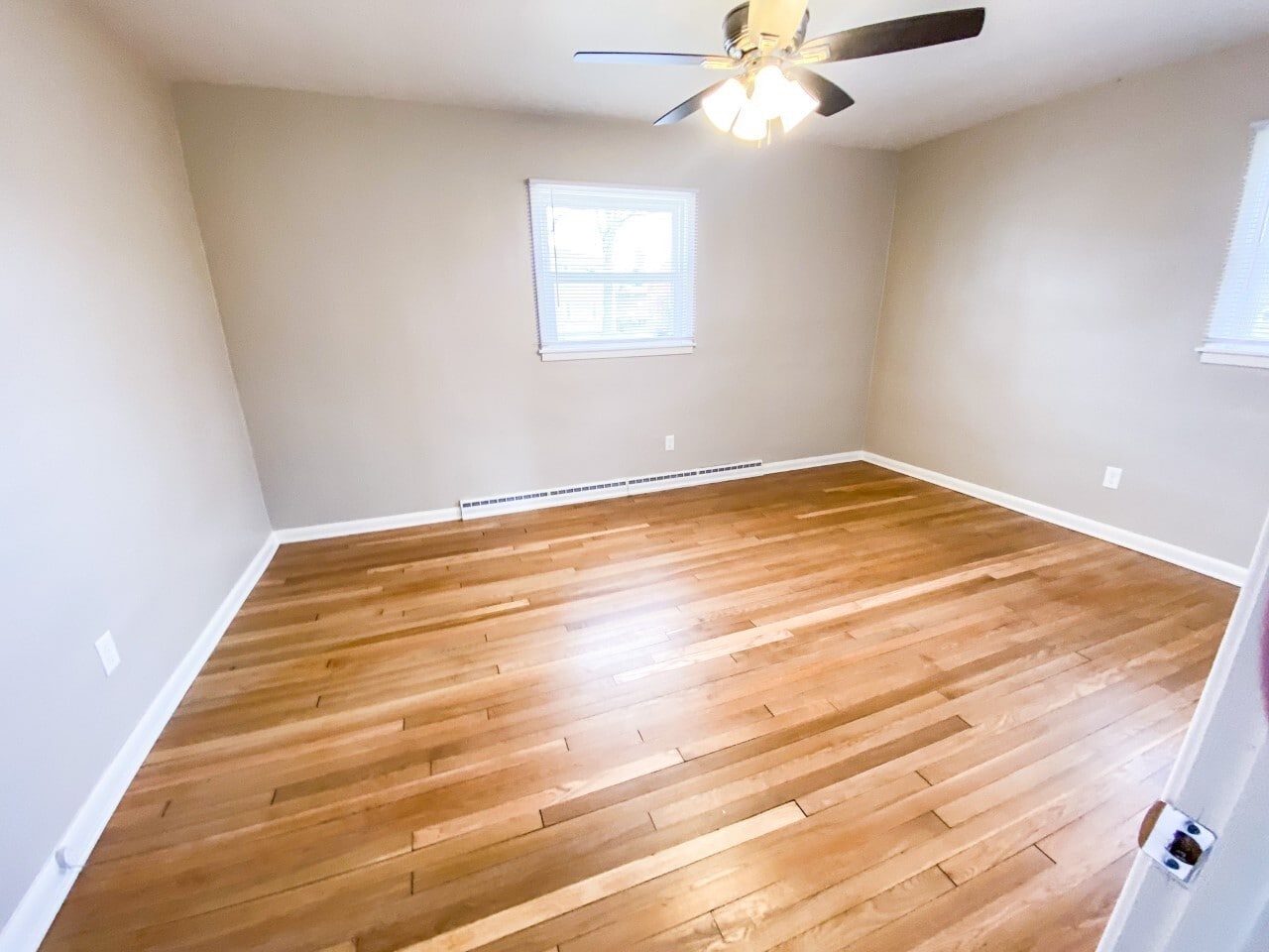 Building Photo - 1001 W Badger Rd