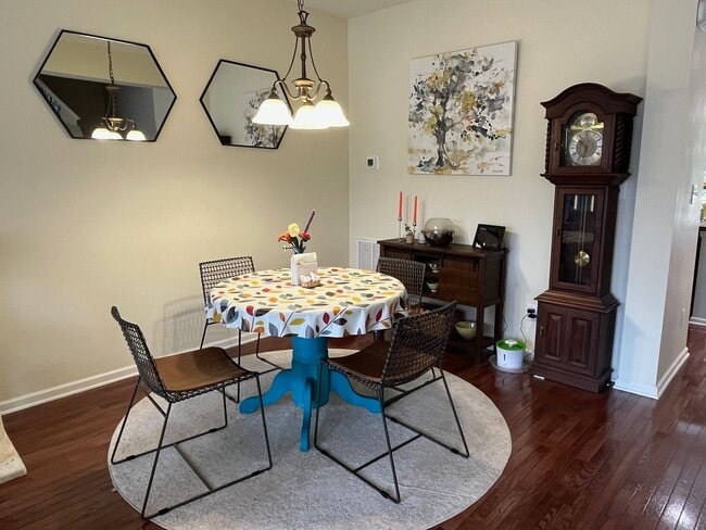 Building Photo - Lease-Takeover with Option for 12-month renewal!