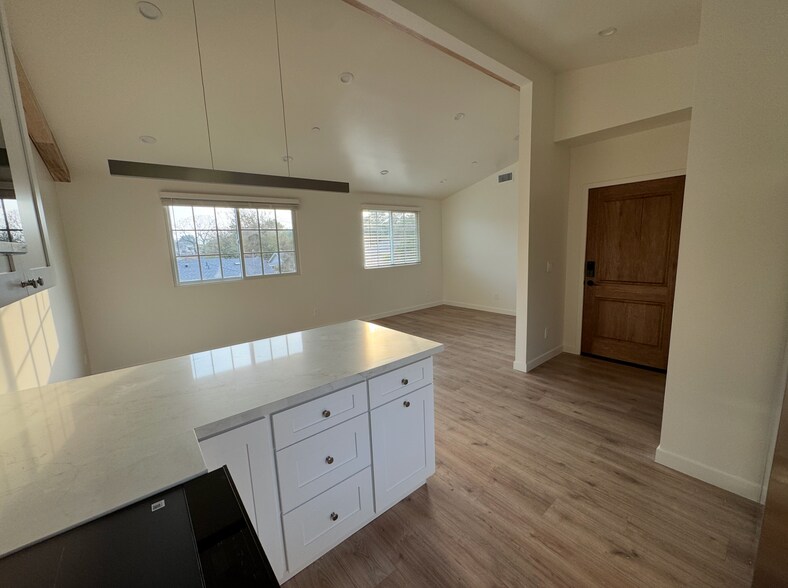 Bright All Day Sunlight - 230 W Cedar Ave