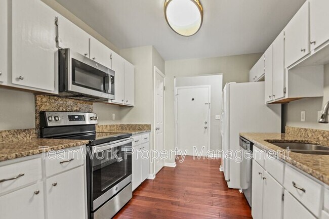 Building Photo - 2311 Tall Sail Dr