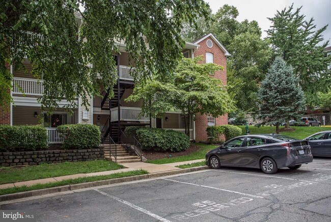 Building Photo - 1511 Lincoln Way