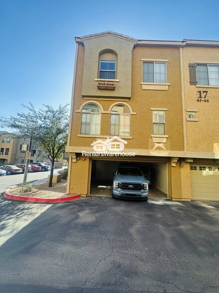 Building Photo - 16825 N 14th St