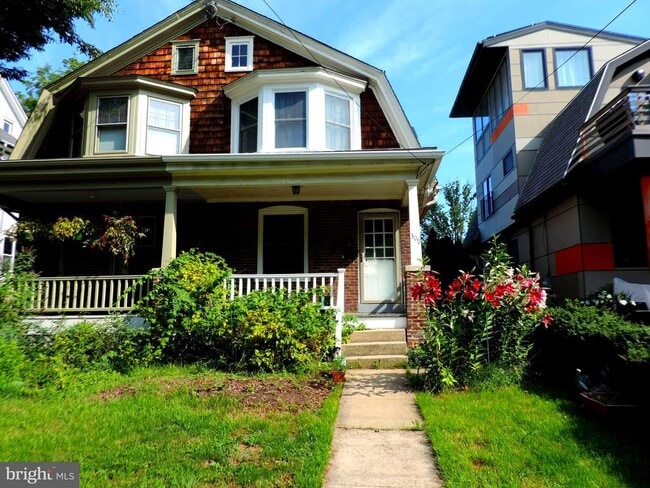 Building Photo - 309 Dartmouth Ave