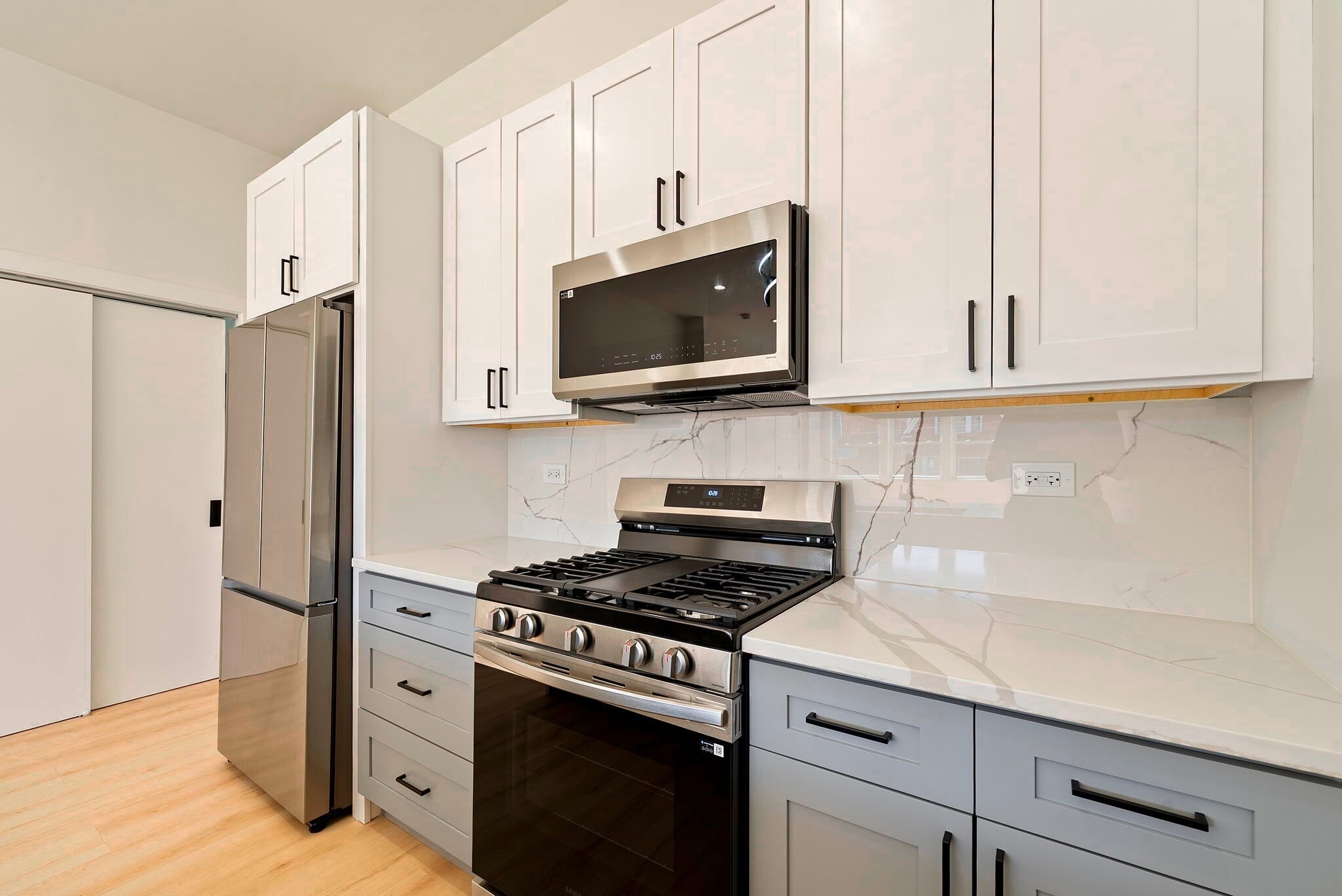 Building Photo - 521 N Lawndale Ave