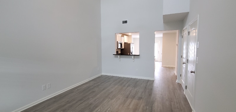 Building Photo - 211 Ruth Wy