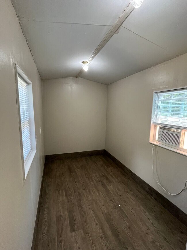 Building Photo - 2535 Marble St