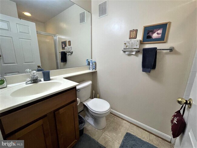 Building Photo - 100 Watkins Pond Blvd