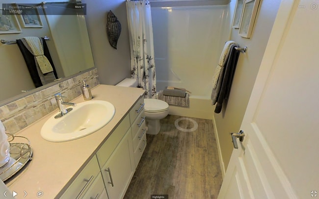 Building Photo - 4742 SW Volcano Ave