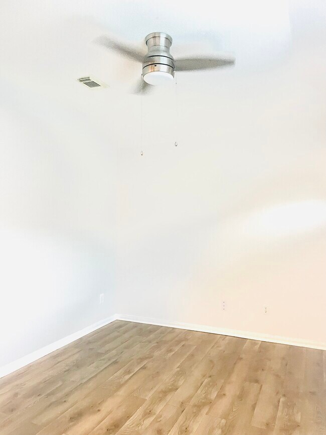 Living room - 2024 Jean St