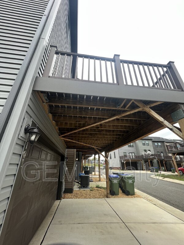 Building Photo - 1101 Rampart Dr