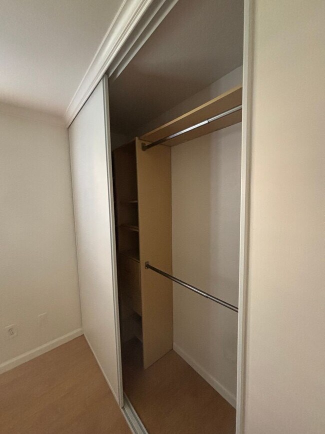 Building Photo - Resort living in Siena Hills-Condo with Pool, Gym and more!