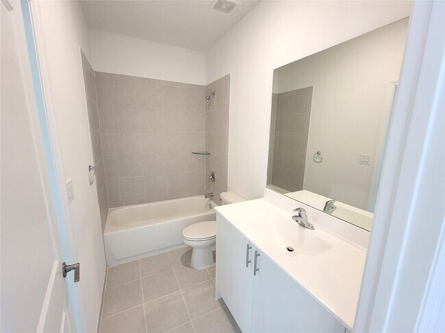 Building Photo - 28637 SW 132 CT