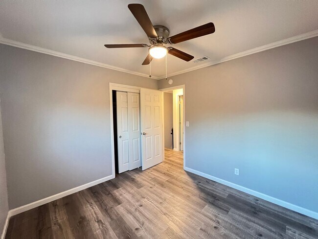 Building Photo - Welcome inside this Beautiful Two-Story Home!
