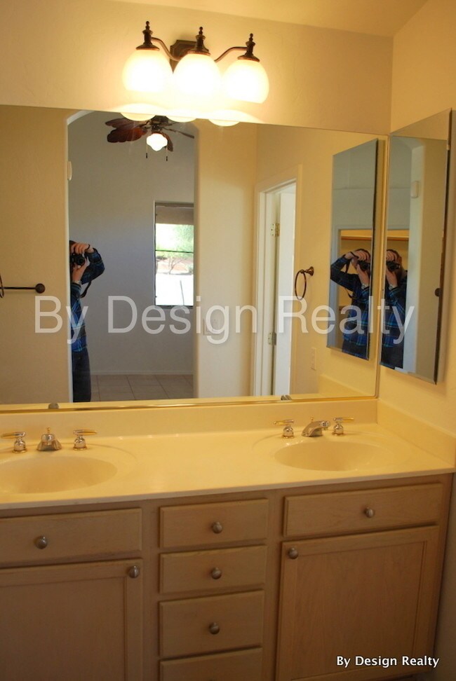 Building Photo - 9699 E Coolwater Ct