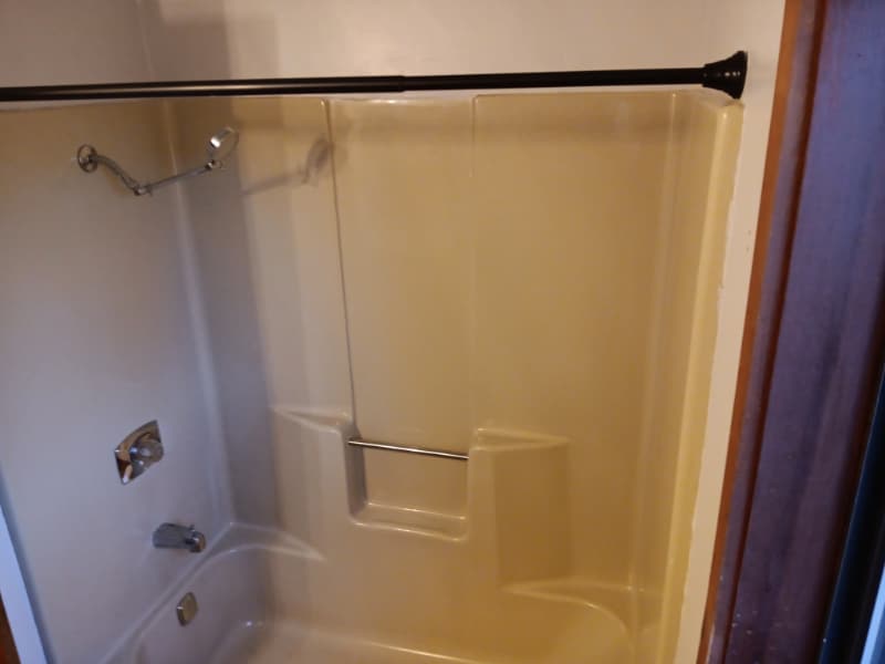 Building Photo - 48 Glen Torr