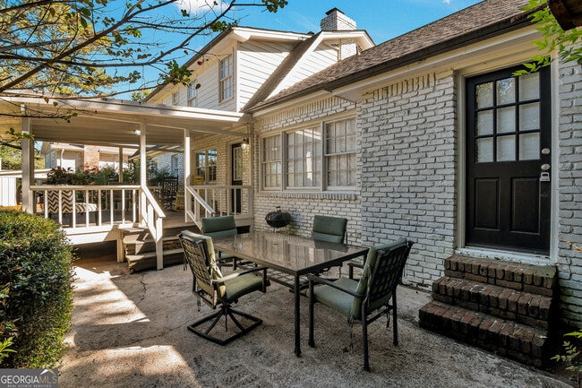 Building Photo - 2532 Lakebrook Ct