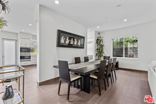 Building Photo - 16424 Marbro Dr
