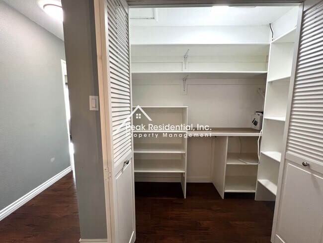 Building Photo - Wonderful 3bd/2ba Orangevale Home!