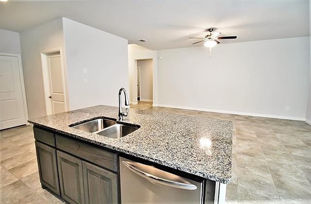 Building Photo - 170 Colter Dr