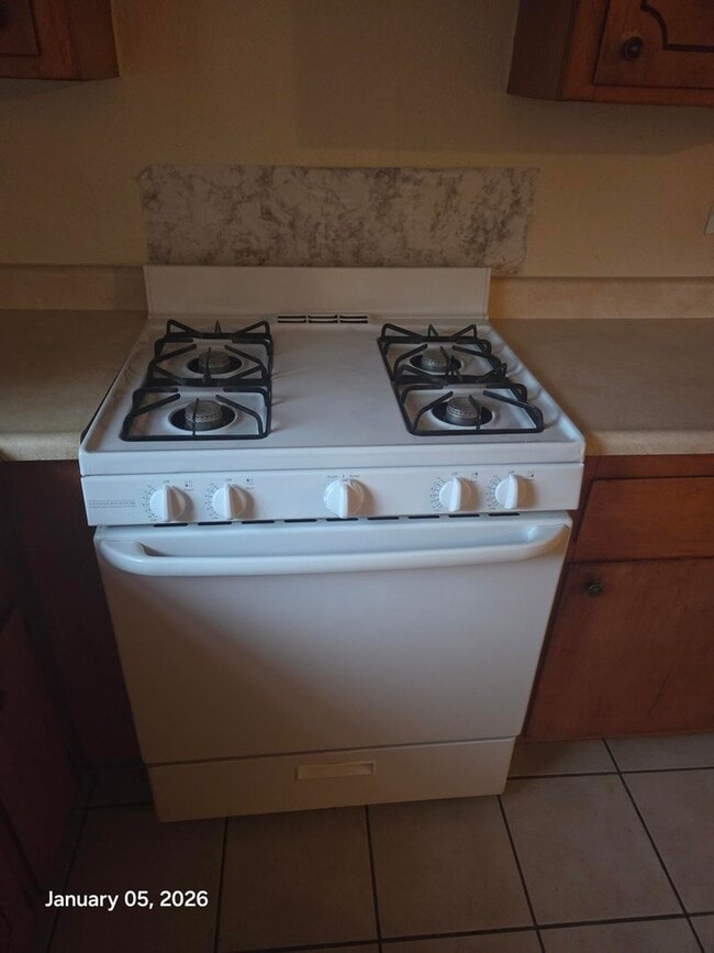 Building Photo - Great unit in a great neighborhood